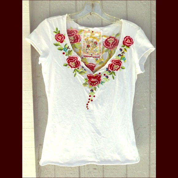 Johnny Was Embroidered Tee Shirt 